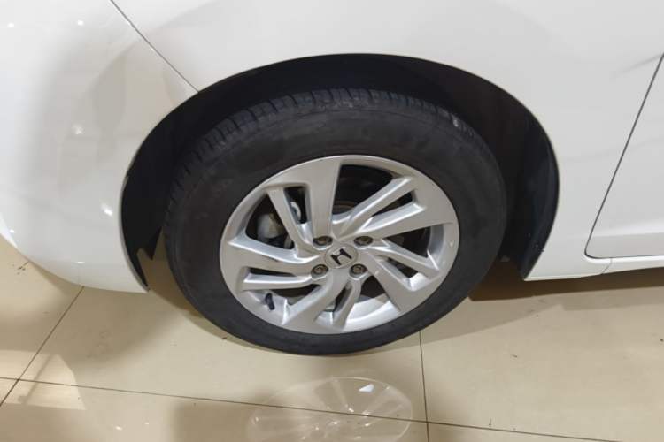 Used Honda Fit 2016 1.5L LXS CVT Comfort Sunroof Version Left Front Wheel Hub