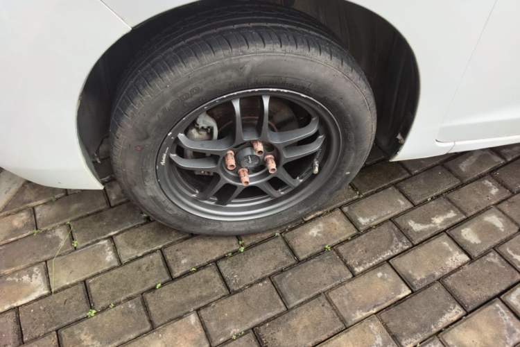 Used Honda Fit 2016 1.5L LXS CVT Comfort Sunroof Version Left Front Wheel Hub