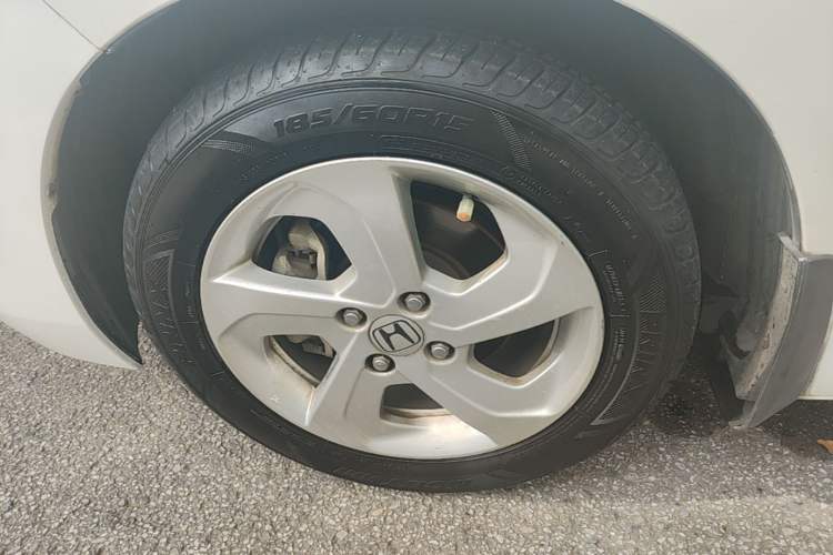 Used Honda Fit 2016 1.5L LXS CVT Comfort Sunroof Version Left Front Wheel Hub