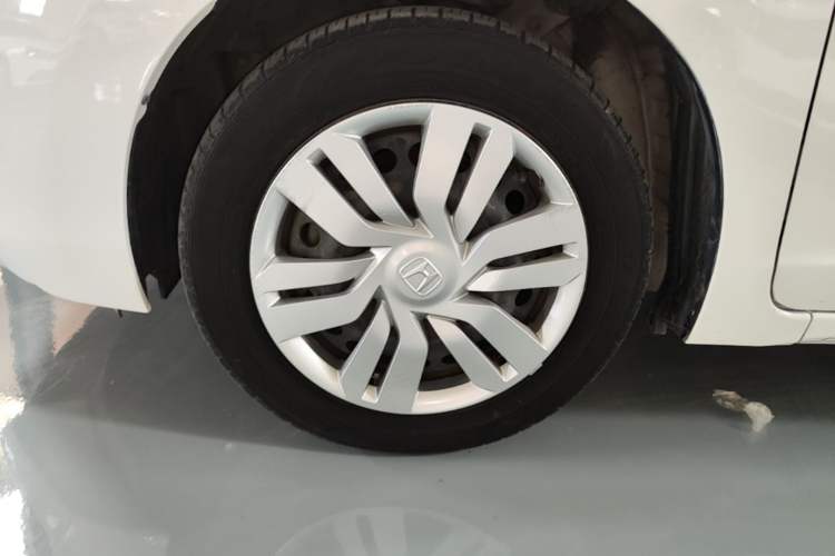 Used Honda Fit 2016 1.5L LXS CVT Comfort Sunroof Version Left Front Wheel Hub