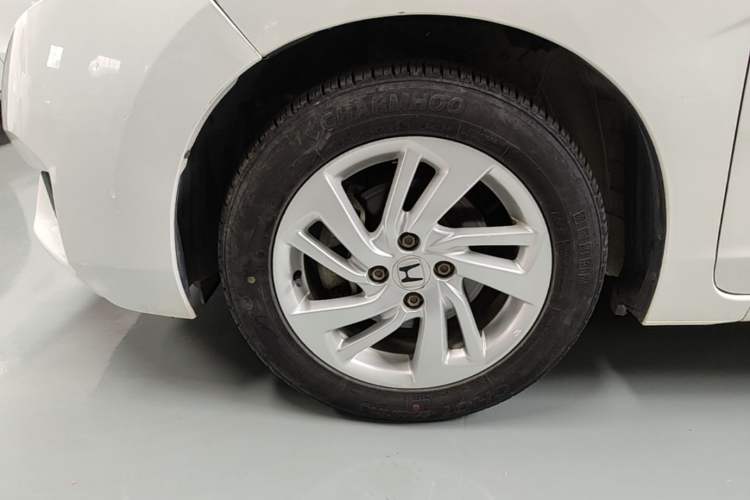 Used Honda Fit 2016 1.5L LXS CVT Comfort Sunroof Version Left Front Wheel Hub
