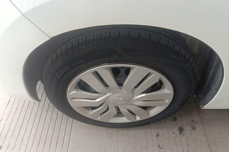 Used Honda Fit 2016 1.5L LXS CVT Comfort Sunroof Version Left Front Wheel Hub