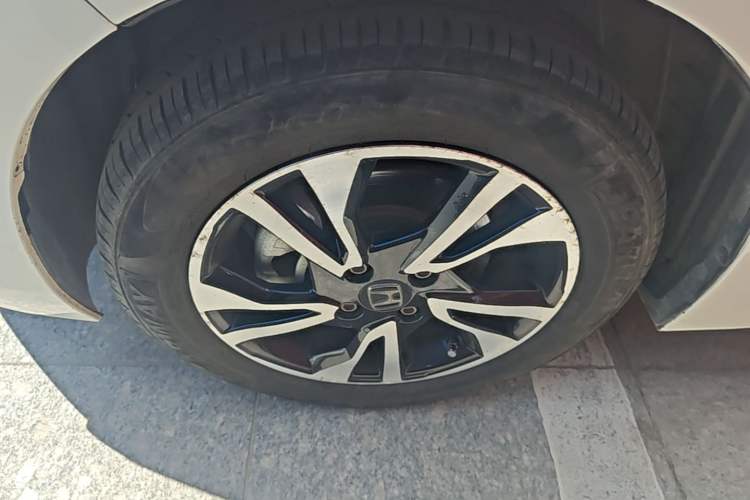 Used Honda Fit 2016 1.5L LXS CVT Comfort Sunroof Version Left Front Wheel Hub