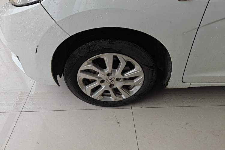 Used Honda Fit 2016 1.5L LXS CVT Comfort Sunroof Version Left Front Wheel Hub