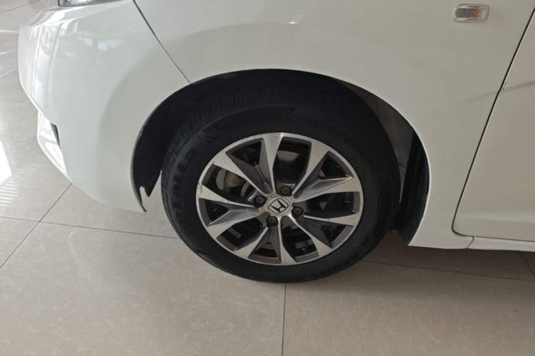 Used Honda Fit 2016 1.5L LXS CVT Comfort Sunroof Version Left Front Wheel Hub