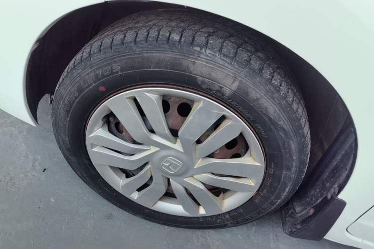 Used Honda Fit 2016 1.5L LXS CVT Comfort Sunroof Version Left Front Wheel Hub