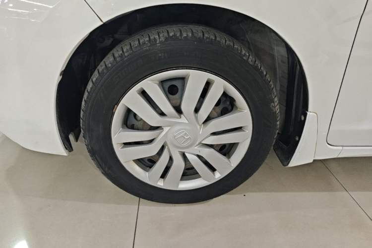 Used Honda Fit 2016 1.5L LXS CVT Comfort Sunroof Version Left Front Wheel Hub