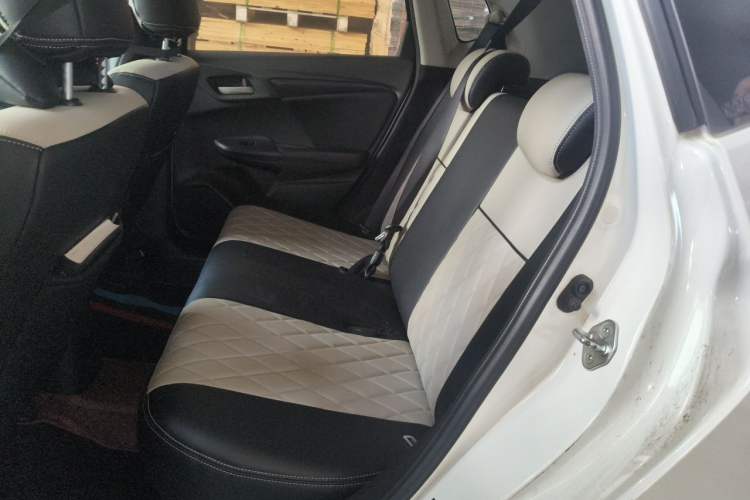 Used Honda Fit 2016 1.5L LXS CVT Comfort Sunroof Version Left Rear Seat