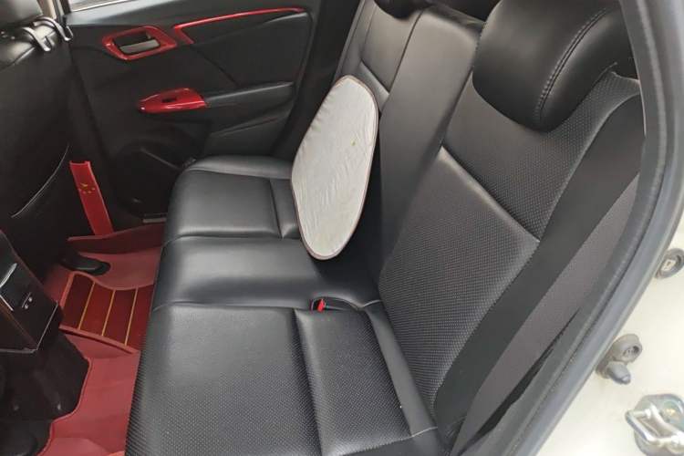 Used Honda Fit 2016 1.5L LXS CVT Comfort Sunroof Version Left Rear Seat
