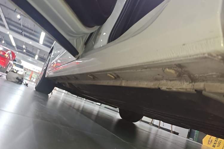 Used Honda Fit 2016 1.5L LX CVT Comfort Model Left Side Sill