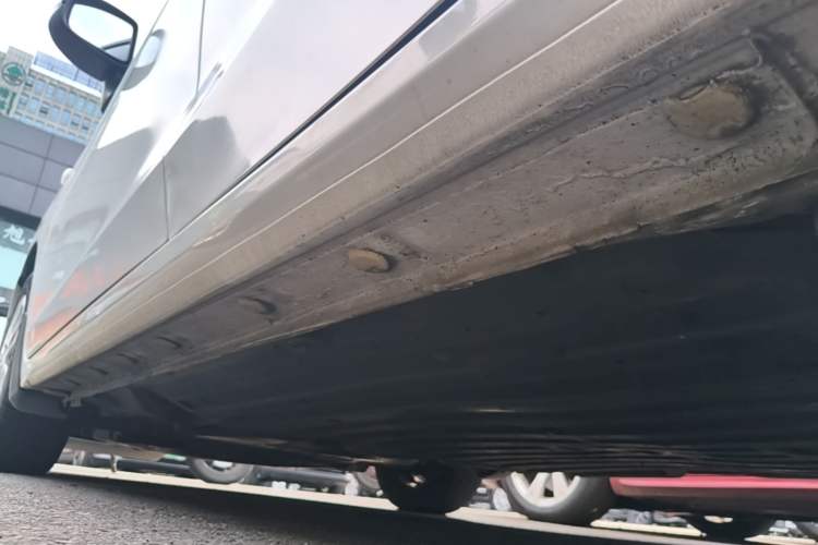 Used Honda Fit 2016 1.5L LX CVT Comfort Model Left Side Sill
