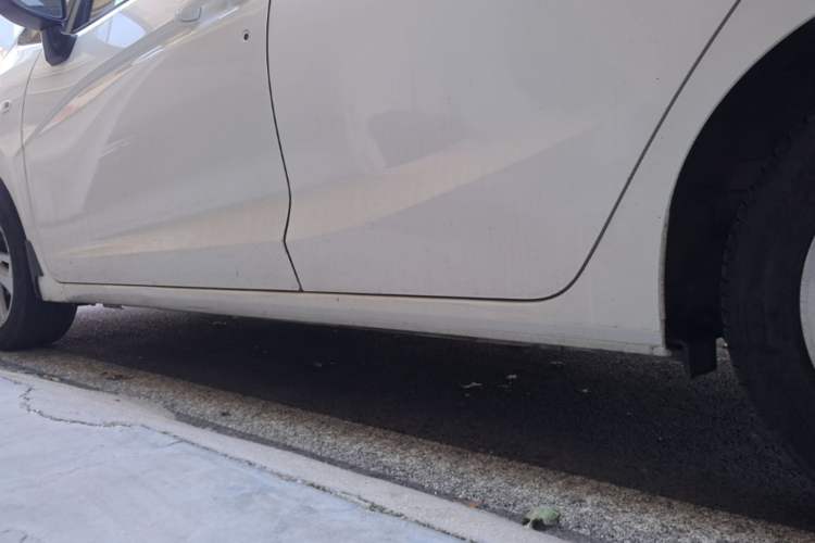 Used Honda Fit 2016 1.5L LXS CVT Comfort Sunroof Version Left Side Sill