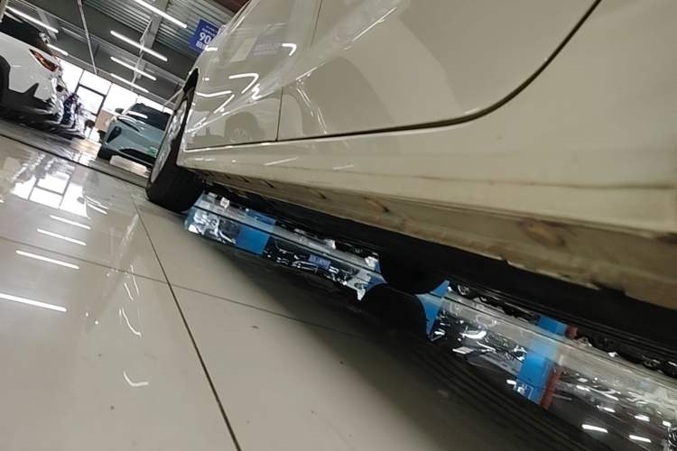 Used Honda Fit 2016 1.5L LXS CVT Comfort Sunroof Version Left Side Sill