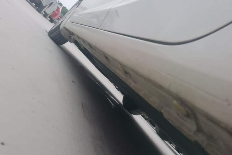 Used Honda Fit 2016 1.5L LX CVT Comfort Model Left Side Sill