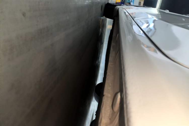 Used Honda Fit 2016 1.5L LX CVT Comfort Model Left Side Sill