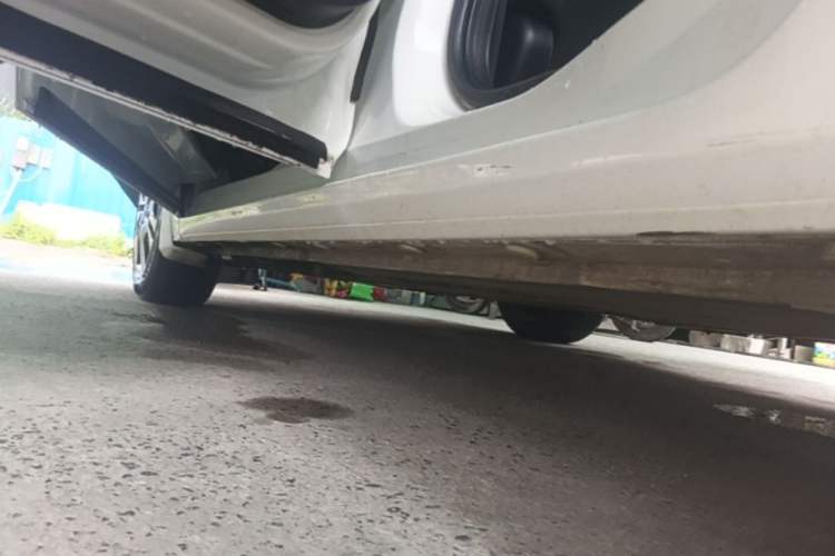 Used Honda Fit 2016 1.5L LX CVT Comfort Model Left Side Sill