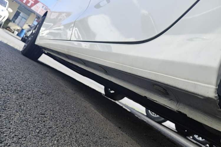 Used Honda Fit 2016 1.5L LXS CVT Comfort Sunroof Version Left Side Sill
