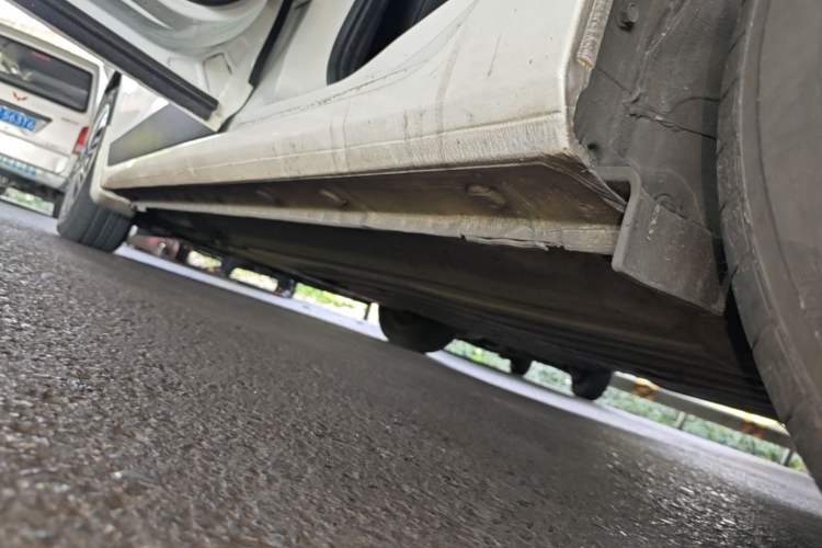 Used Honda Fit 2016 1.5L LX CVT Comfort Model Left Side Sill