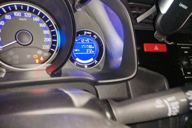 Used Honda Fit 2016 1.5L LXS CVT Comfort Sunroof Version Odometer Close Up