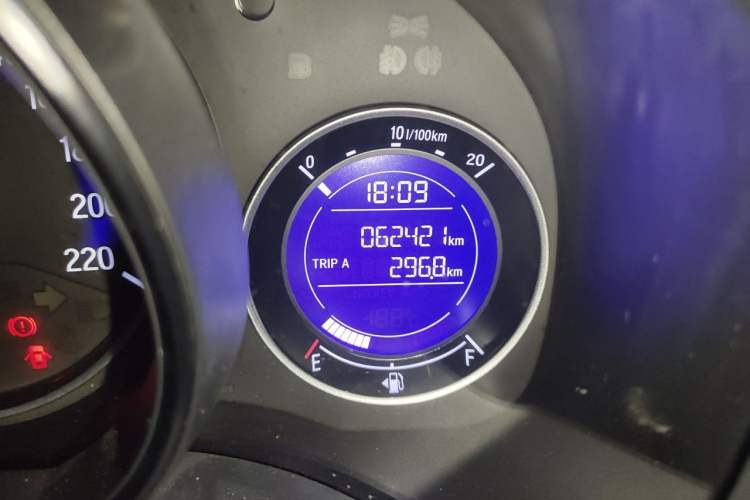 Used Honda Fit 2016 1.5L LXS CVT Comfort Sunroof Version Odometer Close Up