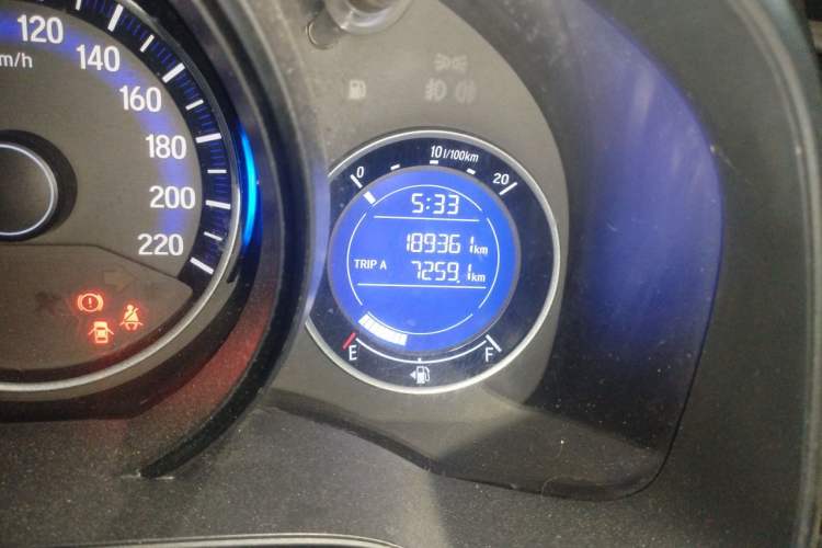 Used Honda Fit 2016 1.5L LXS CVT Comfort Sunroof Version Odometer Close Up