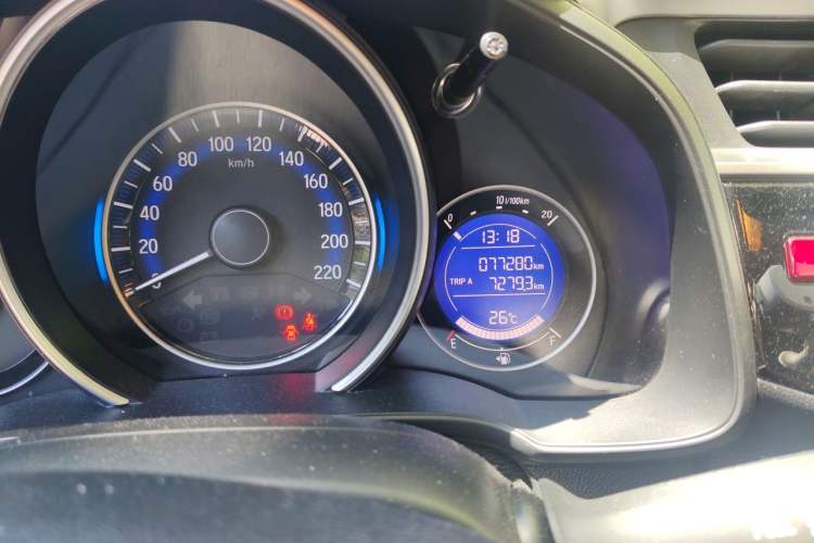 Used Honda Fit 2016 1.5L EXLI CVT Leading Model Odometer Close Up