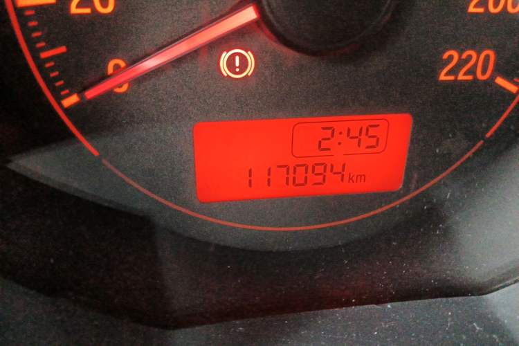 Used Honda Fit 2016 1.5L LX Manual Comfort Model Odometer Close Up