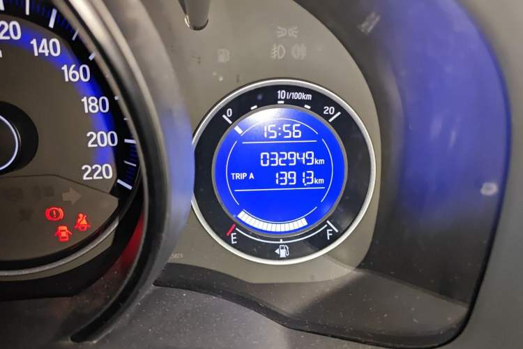 Used Honda Fit 2016 1.5L LXS CVT Comfort Sunroof Version Odometer Close Up