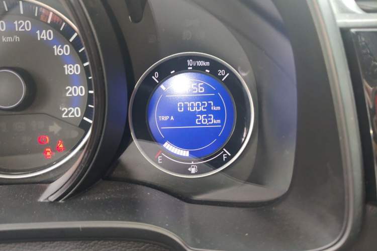 Used Honda Fit 2016 1.5L LXS CVT Comfort Sunroof Version Odometer Close Up