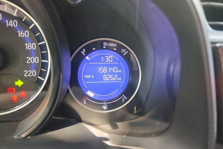 Used Honda Fit 2016 1.5L LXS CVT Comfort Sunroof Version Odometer Close Up