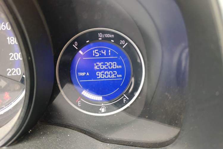 Used Honda Fit 2016 1.5L LXS CVT Comfort Sunroof Version Odometer Close Up