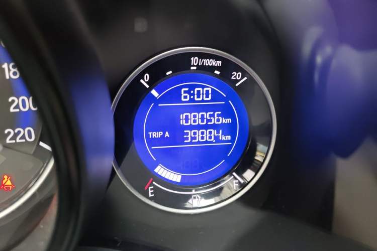 Used Honda Fit 2016 1.5L LXS CVT Comfort Sunroof Version Odometer Close Up