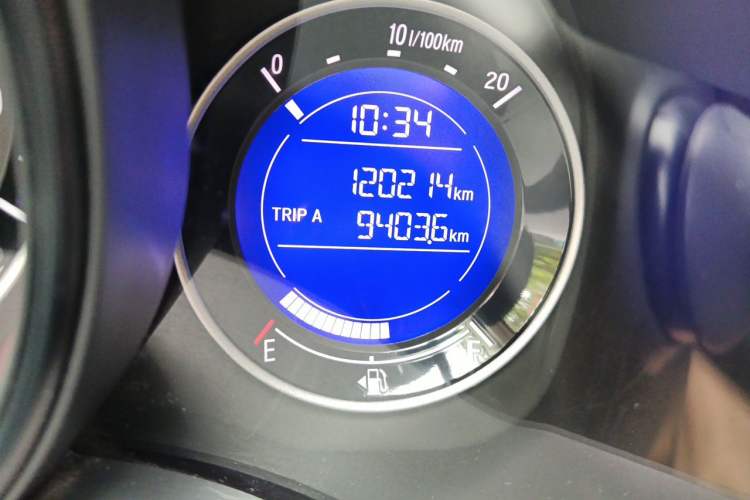 Used Honda Fit 2016 1.5L LXS CVT Comfort Sunroof Version Odometer Close Up