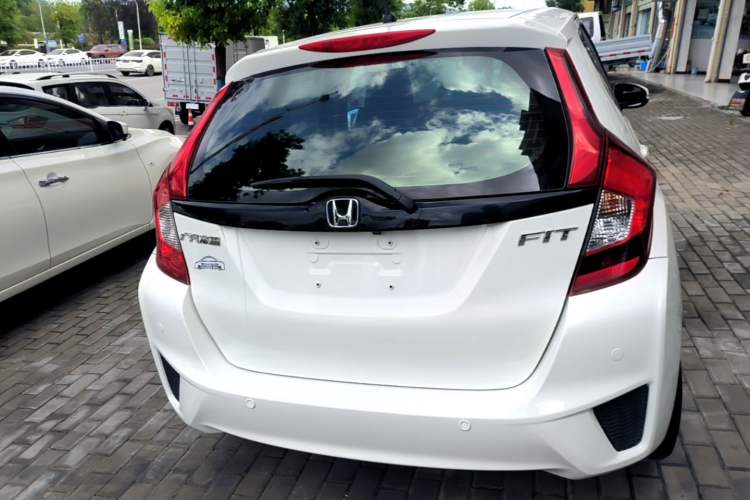 Used Honda Fit 2016 1.5L LXS CVT Comfort Sunroof Version Rear