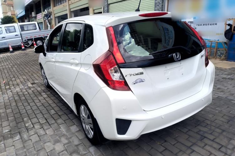Used Honda Fit 2016 1.5L LXS CVT Comfort Sunroof Version Rear Left 45 Deg