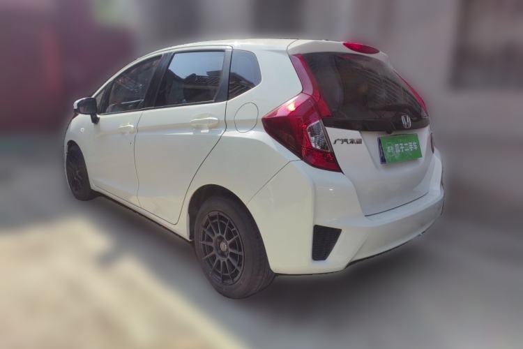 Used Honda Fit 2016 1.5L LX Manual Comfort Model Rear Left 45 Deg