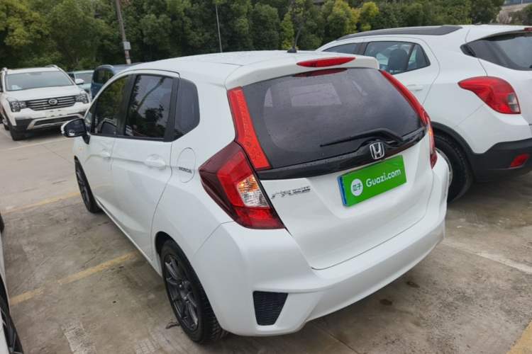 Used Honda Fit 2016 1.5L LX Manual Comfort Model Rear Left 45 Deg
