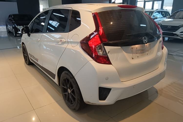Used Honda Fit 2016 1.5L LXS CVT Comfort Sunroof Version Rear Left 45 Deg