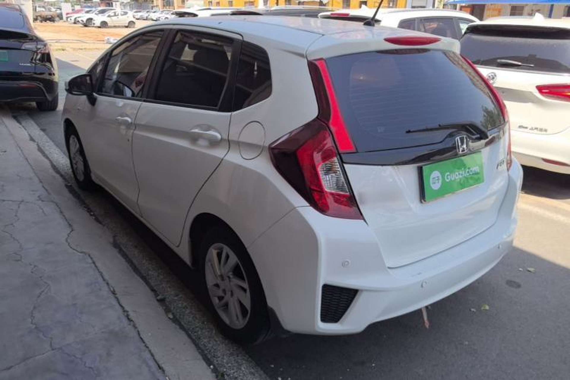 Used Honda Fit 2016 1.5L LXS CVT Comfort Sunroof Version Rear Left 45 Deg