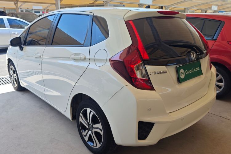 Used Honda Fit 2016 1.5L LXS CVT Comfort Sunroof Version Rear Left 45 Deg