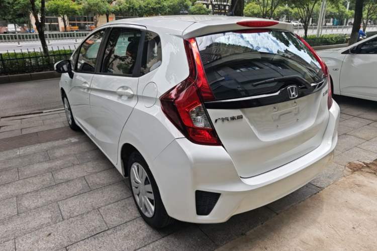 Used Honda Fit 2016 1.5L LX CVT Comfort Model Rear Left 45 Deg