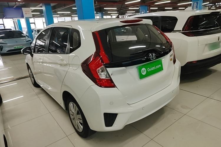 Used Honda Fit 2016 1.5L LXS CVT Comfort Sunroof Version Rear Left 45 Deg