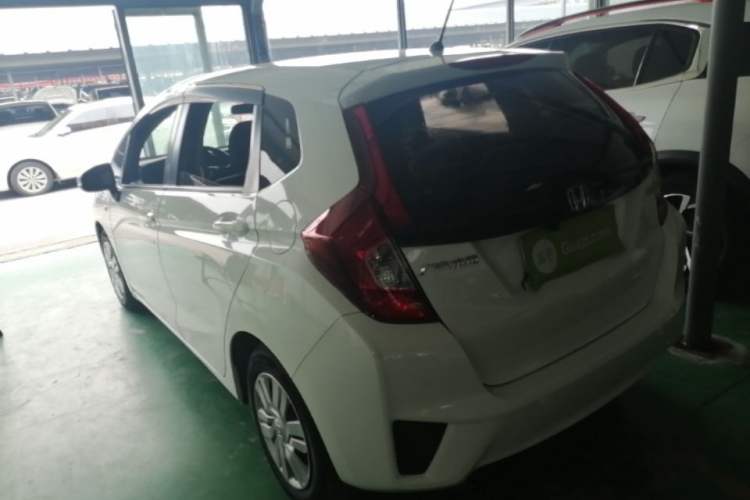 Used Honda Fit 2016 1.5L LXS CVT Comfort Sunroof Version Rear Left 45 Deg
