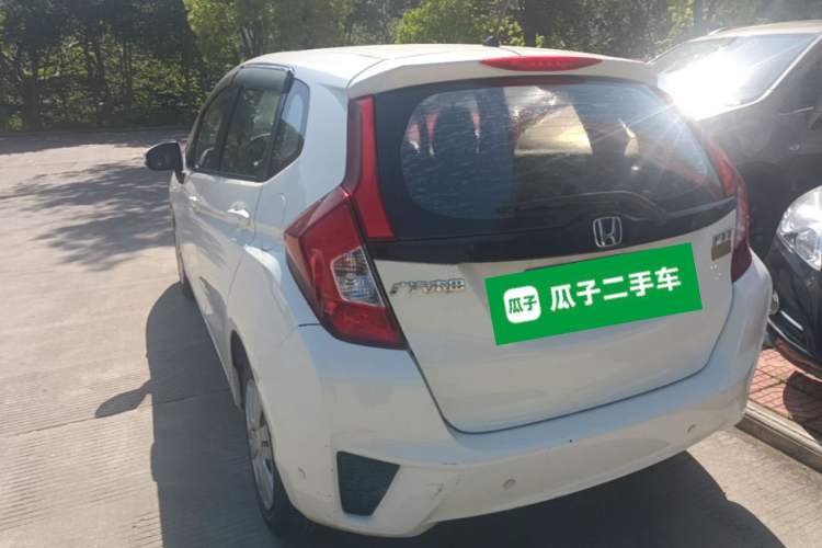 Used Honda Fit 2016 1.5L LX CVT Comfort Model Rear Left 45 Deg