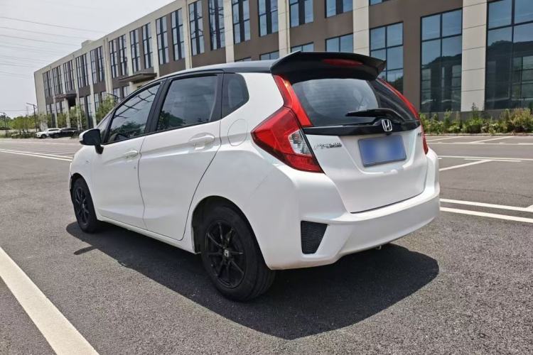 Used Honda Fit 2016 1.5L LX CVT Comfort Model Rear Left 45 Deg