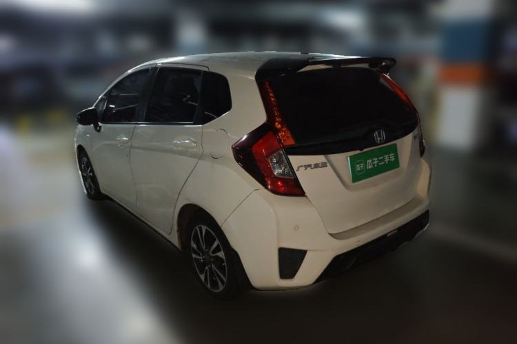 Used Honda Fit 2016 1.5L LXS CVT Comfort Sunroof Version Rear Left 45 Deg