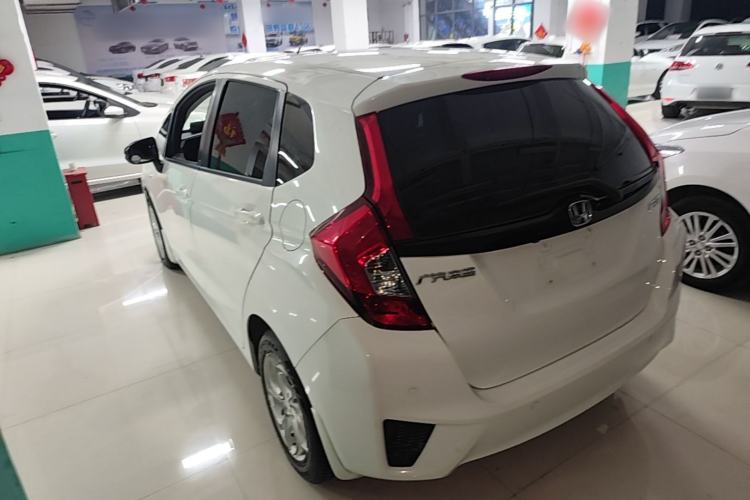 Used Honda Fit 2016 1.5L LX CVT Comfort Model Rear Left 45 Deg