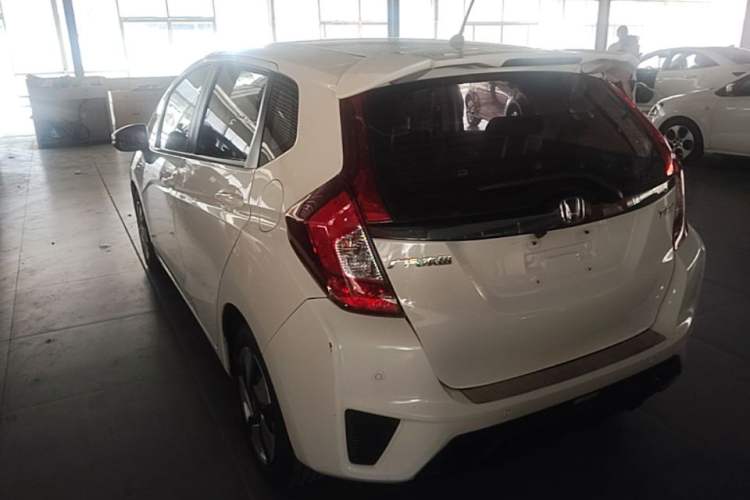 Used Honda Fit 2016 1.5L LXS CVT Comfort Sunroof Version Rear Left 45 Deg