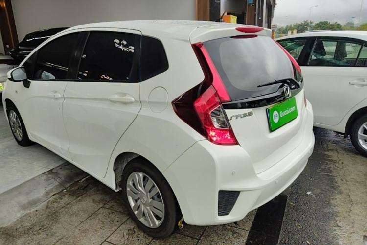Used Honda Fit 2016 1.5L LXS CVT Comfort Sunroof Version Rear Left 45 Deg
