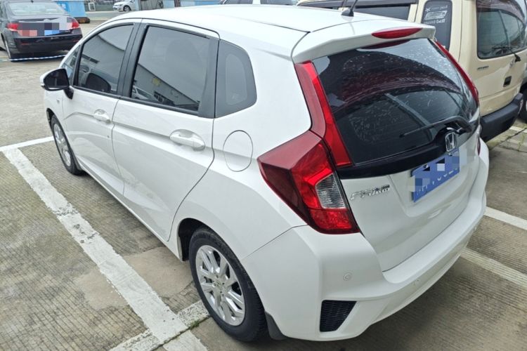 Used Honda Fit 2016 1.5L LXS CVT Comfort Sunroof Version Rear Left 45 Deg